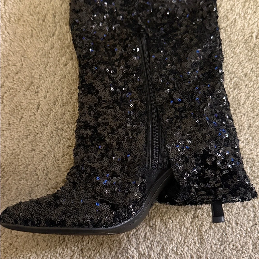 Fold-over sequin boots - Picture 4 of 5